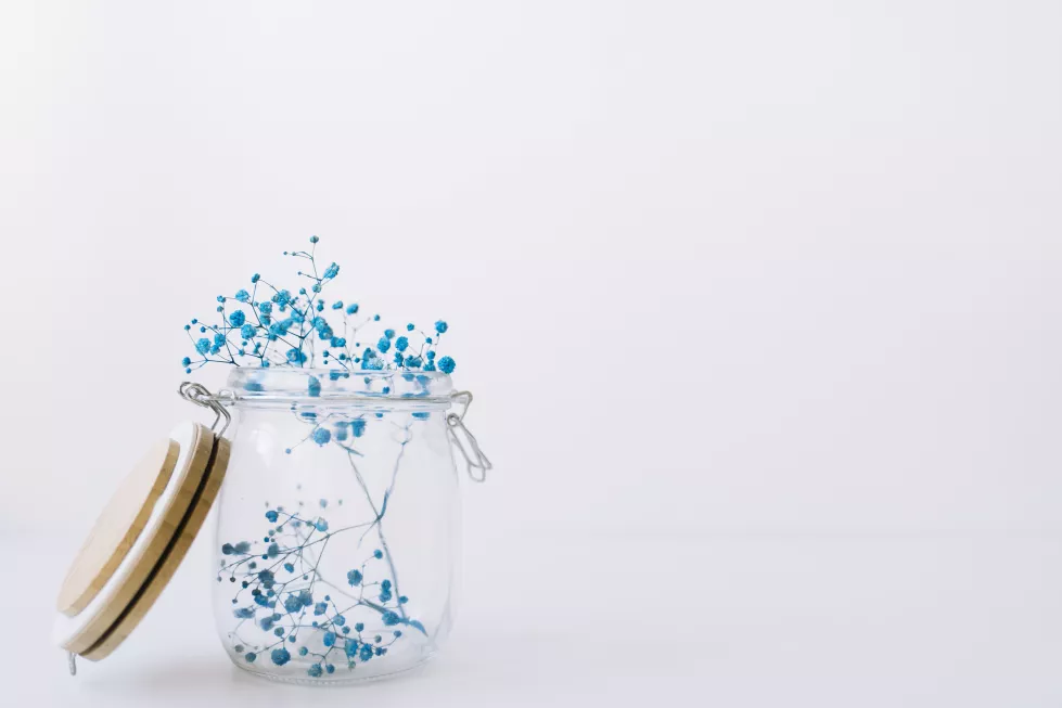 blue-flowers-glass-with-cover-leaning